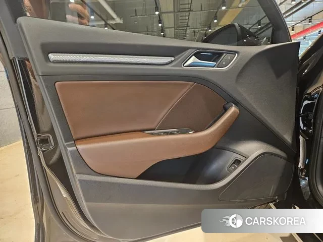 Audi New A3 2020 Черный из Кореи, фото 3