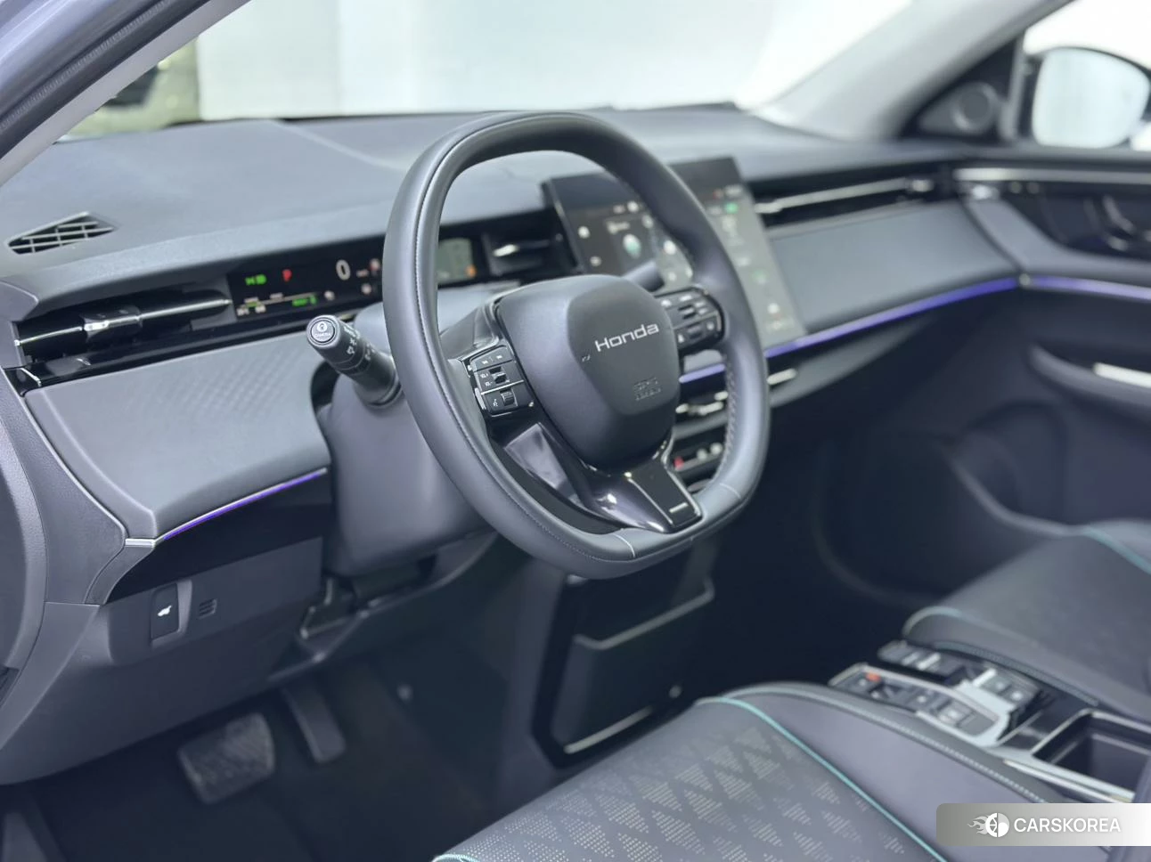 Honda e:NP2 2024 Серебристо-серый из Китая, фото 3