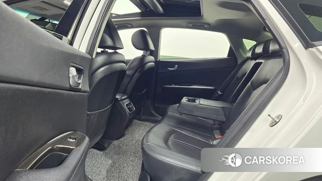 Kia The New K5 2nd generation 2018 Белый из Кореи, фото 3