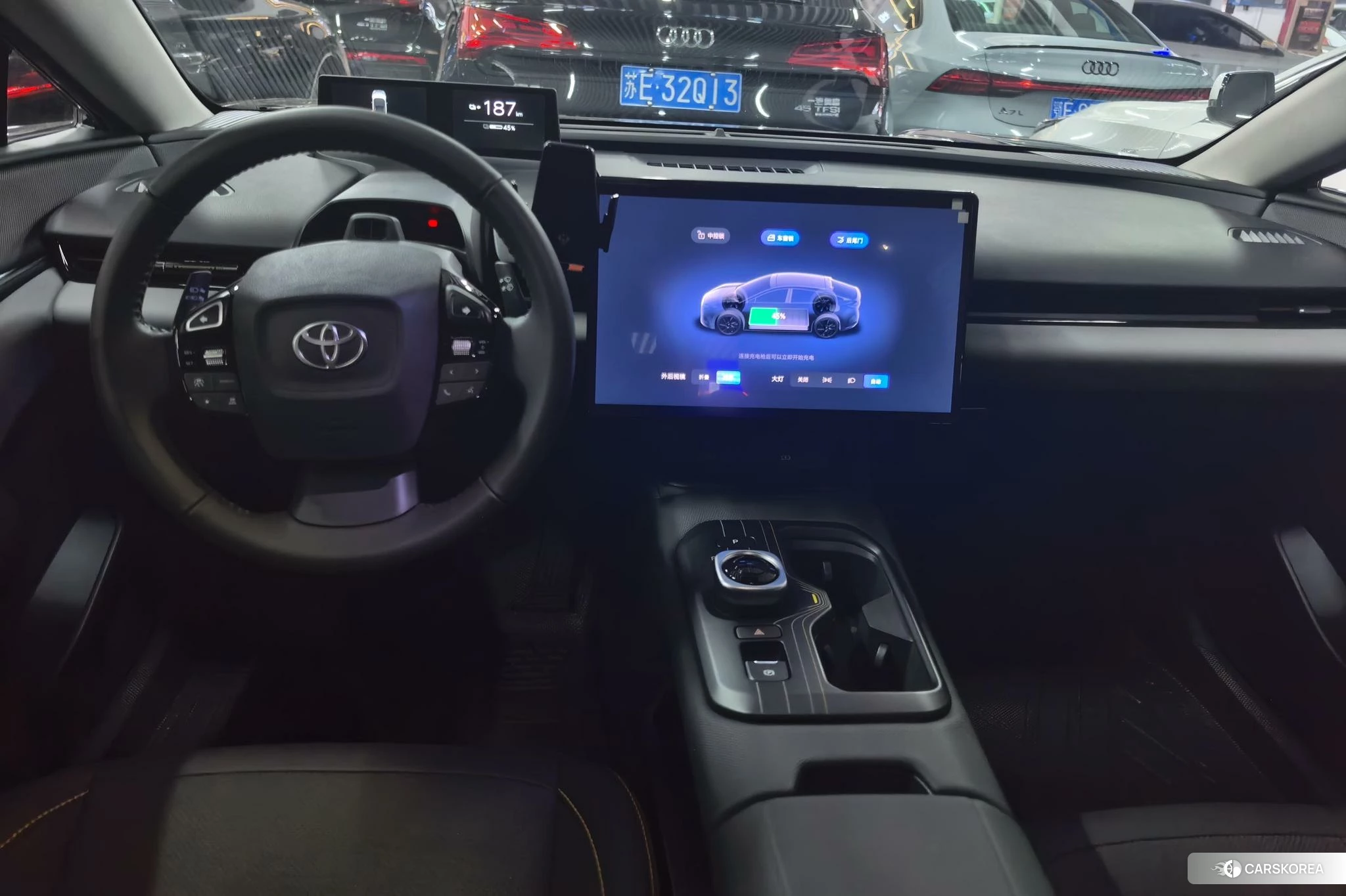 Toyota bZ5 2025 Черный из Китая, фото 3