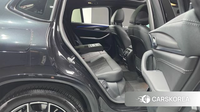 BMW X4 (G02) 2024 Черный из Кореи, фото 3