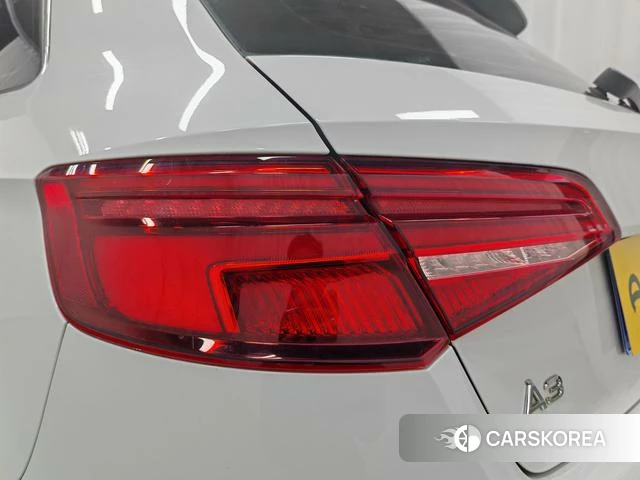 Audi A3 2021 Белый из Китая, фото 3
