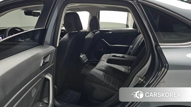 Volkswagen 7th Generation of Jetta 2021 Серый из Кореи, фото 3