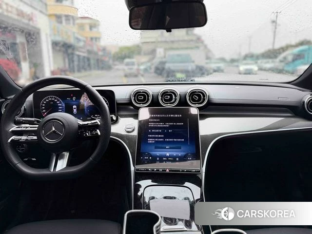 Mercedes-Benz C-class PHEV 2024 Белый из Китая, фото 3