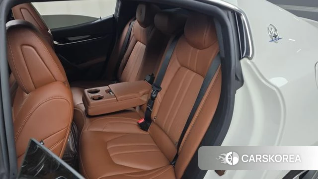 Maserati Ghibli 2021 Белый из Кореи, фото 3