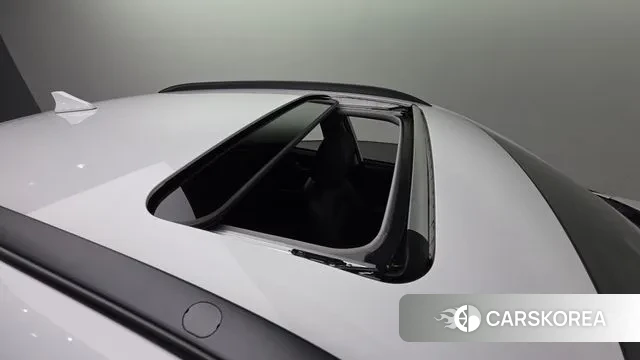 Hyundai The New Kona Hybrid 2023 Белый из Кореи, фото 3