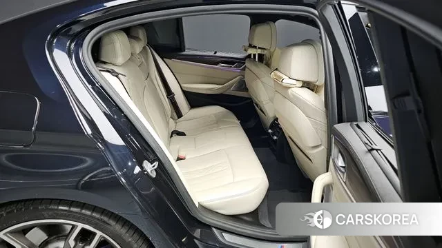 BMW 5 Series (G30) 2020 Черный из Кореи, фото 3