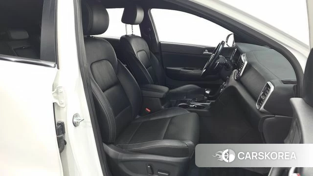 Kia Sportage The Bold 2019 Белый из Кореи, фото 3