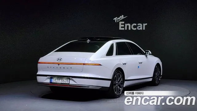Hyundai Grandeur Hybrid (GN7) id 2664703 из Кореи 3