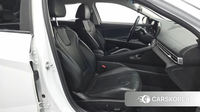 Hyundai Avante (CN7) 2022 Белый из Кореи, фото 3