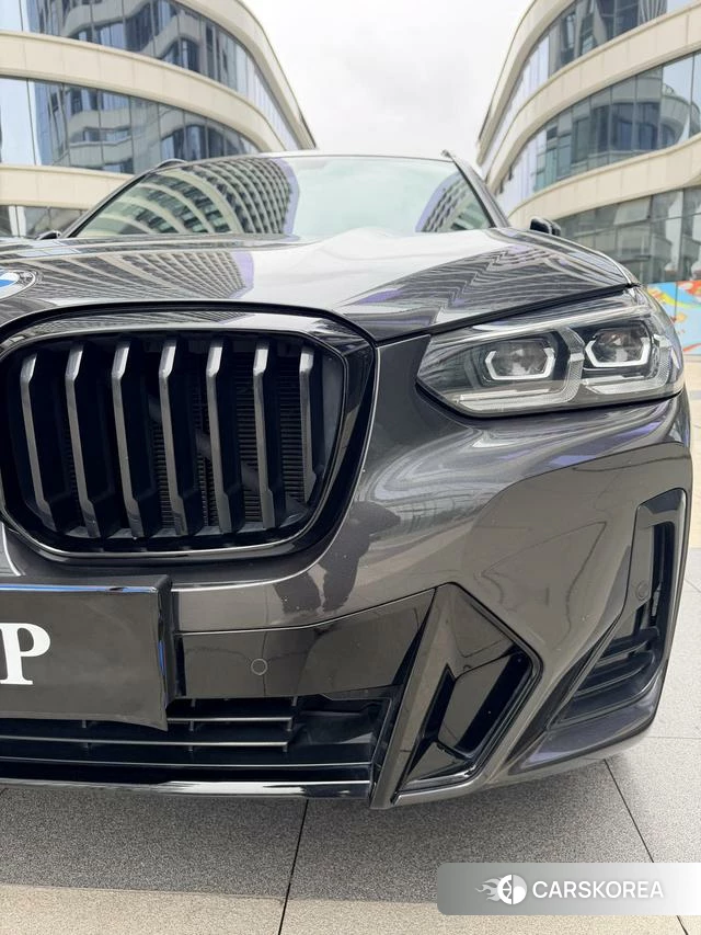 BMW X3 2022 Черный из Китая, фото 3