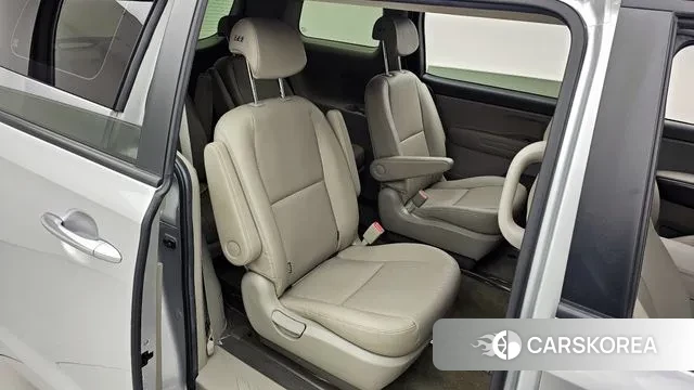Kia The New Carnival 2020 Серебряный из Кореи, фото 3