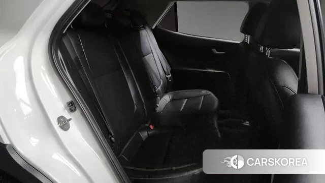 Kia Stonic 2018 Белый из Кореи, фото 3