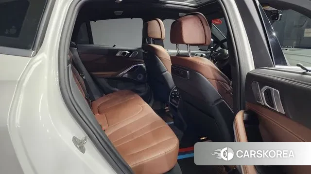 BMW X6 (G06) 2021 Белый из Кореи, фото 3