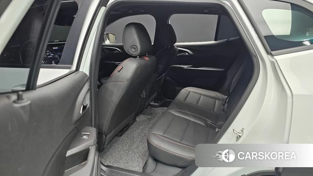 Chevrolet (GM Daewoo) Trax Crossover 2023 Белый из Кореи, фото 3