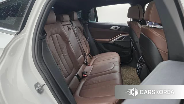 BMW X6 (G06) 2021 Белый из Кореи, фото 3