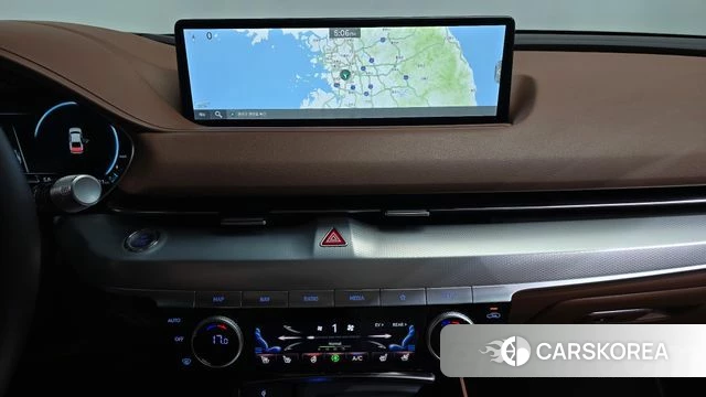 Genesis Electrified G80 (RG3) 2022 Серебристо-серый из Кореи, фото 3