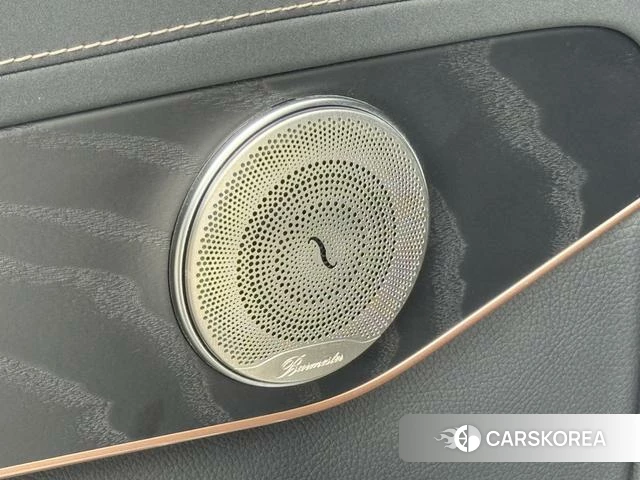 Mercedes-Benz EQC 2021 Белый из Китая, фото 3