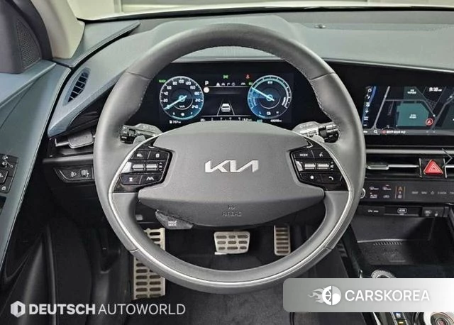 Kia Di Ol Nu Niro 2022 Белый из Кореи, фото 3