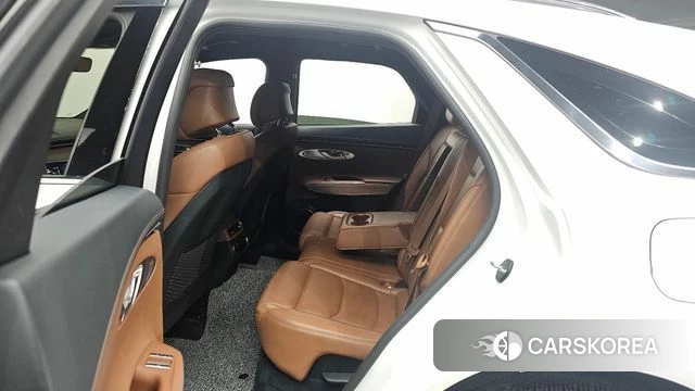 Genesis GV70 2023 Белый из Кореи, фото 3
