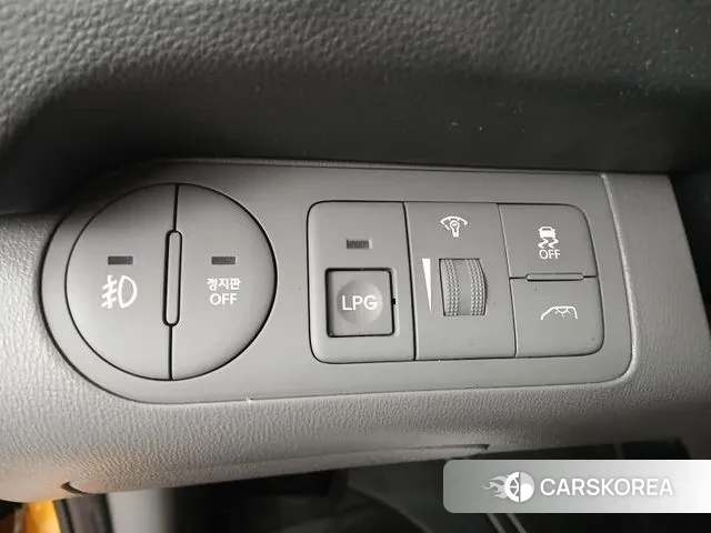 Hyundai The New Grand Starex 2018 Желтый из Кореи, фото 3