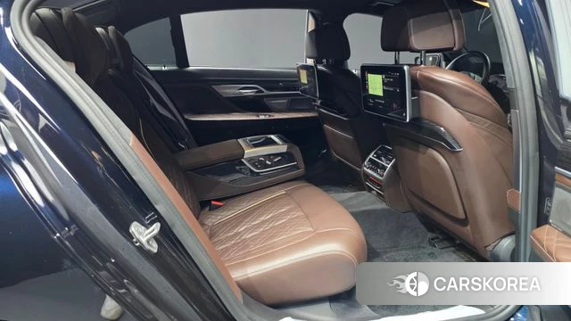 BMW 7 Series (G11) 2021 Черный из Кореи, фото 3