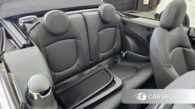 Mini Cooper Convertible 2023 Белый из Кореи, фото 3