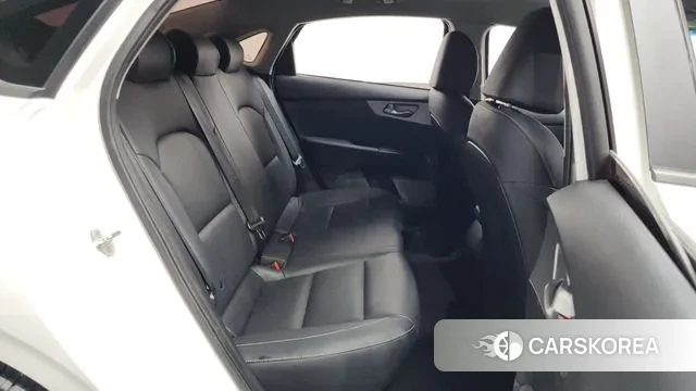 Kia The New K3 2nd generation 2021 Белый из Кореи, фото 3