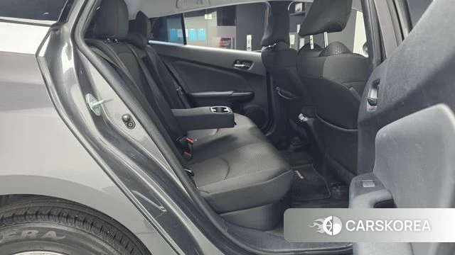 Toyota Prius 4th Generation 2019 Серый из Кореи, фото 3