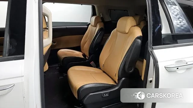 Kia Carnival 4th generation 2021 Белый из Кореи, фото 3