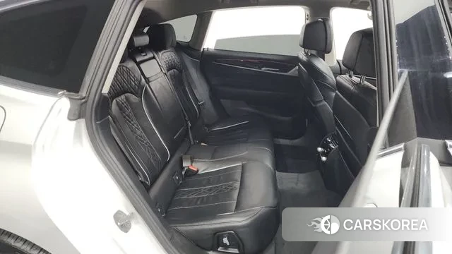 BMW 6 Series GT (G32) 2019 Белый из Кореи, фото 3