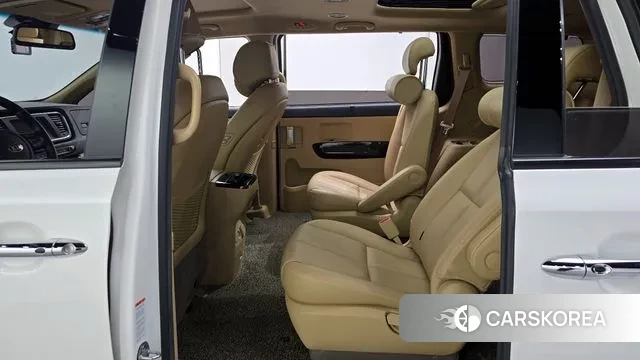 Kia The New Carnival 2018 Белый из Кореи, фото 3