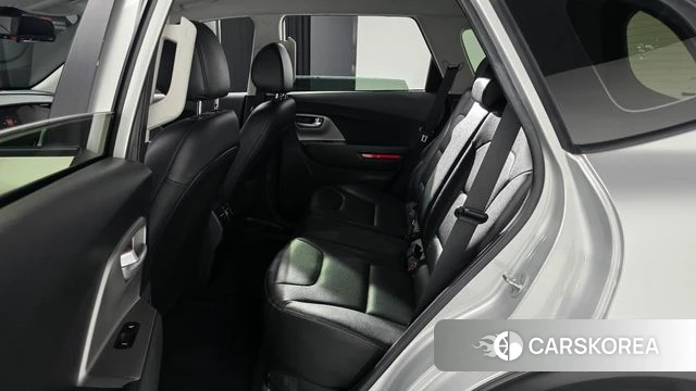 Kia Niro Plus 2022 Серебряный из Кореи, фото 3