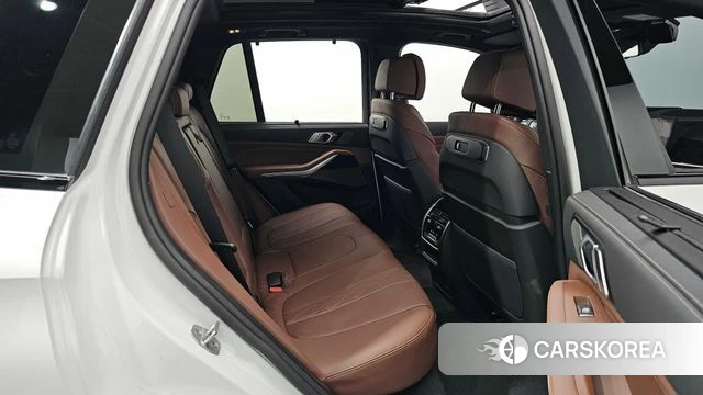 BMW X5 (G05) 2024 Белый из Кореи, фото 3