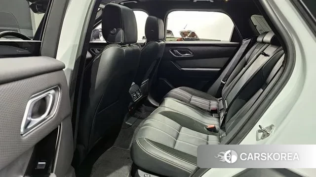 Land Rover Range Rover Velar 2023 Белый из Кореи, фото 3