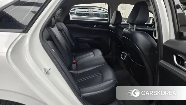 Kia The New K5 3rd generation 2024 Белый из Кореи, фото 3