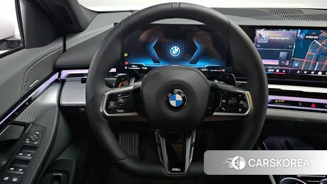 BMW 5 Series (G60) 2025 Белый из Кореи, фото 3