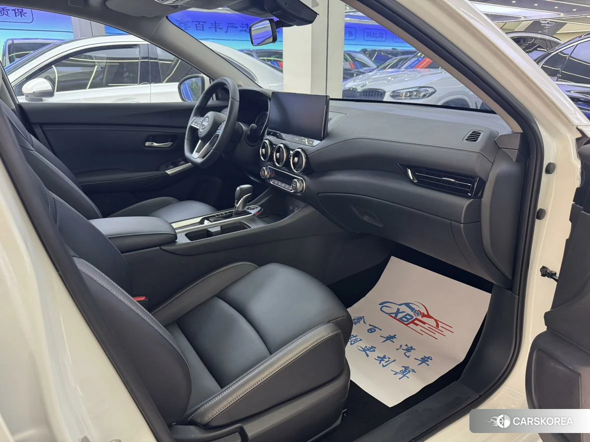 Nissan Xuan Yi 2023 Белый из Китая, фото 3