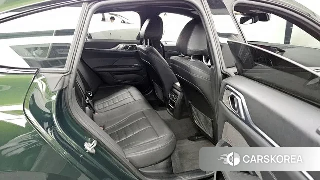 BMW i4 2024 Темно-зеленый из Кореи, фото 3