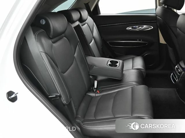 Genesis GV70 2022 Белый из Кореи, фото 3