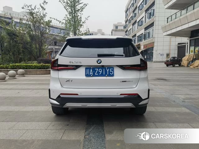 BMW X1 2023 Белый из Китая, фото 3