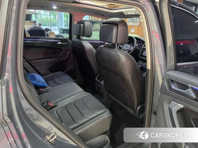 Volkswagen Tiguan second Generation 2022 Серый из Кореи, фото 3