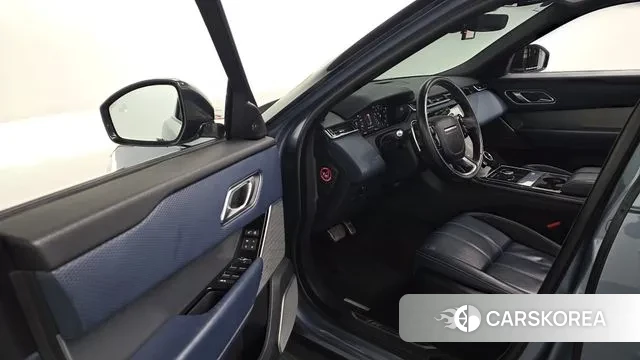 Land Rover Range Rover Velar 2018 Светло-серебряный цвет из Кореи, фото 3