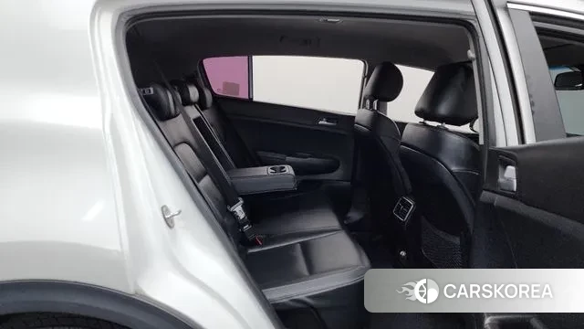 Kia Sportage 4th Generation 2018 Белый из Кореи, фото 3