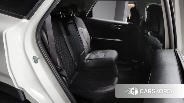 Kia Sportage 5th Generation 2023 Белый из Кореи, фото 3