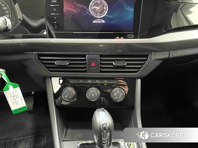 Volkswagen Bora 2022 Белый из Китая, фото 3