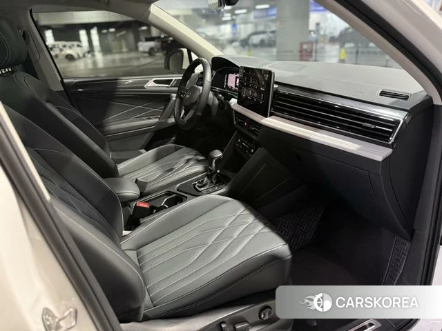 Volkswagen Tiguan L 2022 Белый из Китая, фото 3