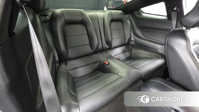 Ford Mustang 2018 Черный из Кореи, фото 3