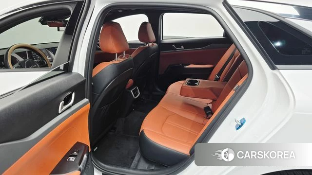 Kia The New K5 3rd generation 2025 Белый из Кореи, фото 3