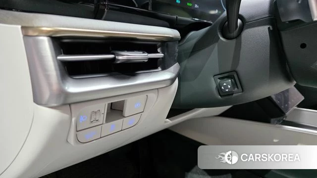 Hyundai Grandeur Hybrid (GN7) 2023 Белый из Кореи, фото 3